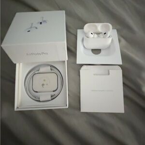 Apple AirPods Pro with White Charging Case